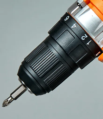 Как поменять патрон на дрели или шуруповерте