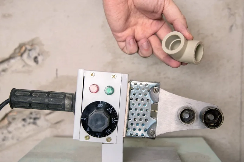 Как сделать разводку труб в ванной