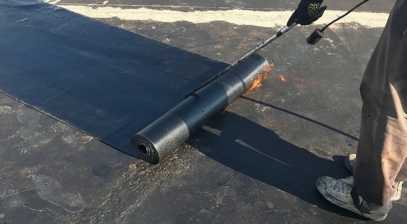 Рубероид для фундамента: особенности выбора и технология гидроизоляционных работ